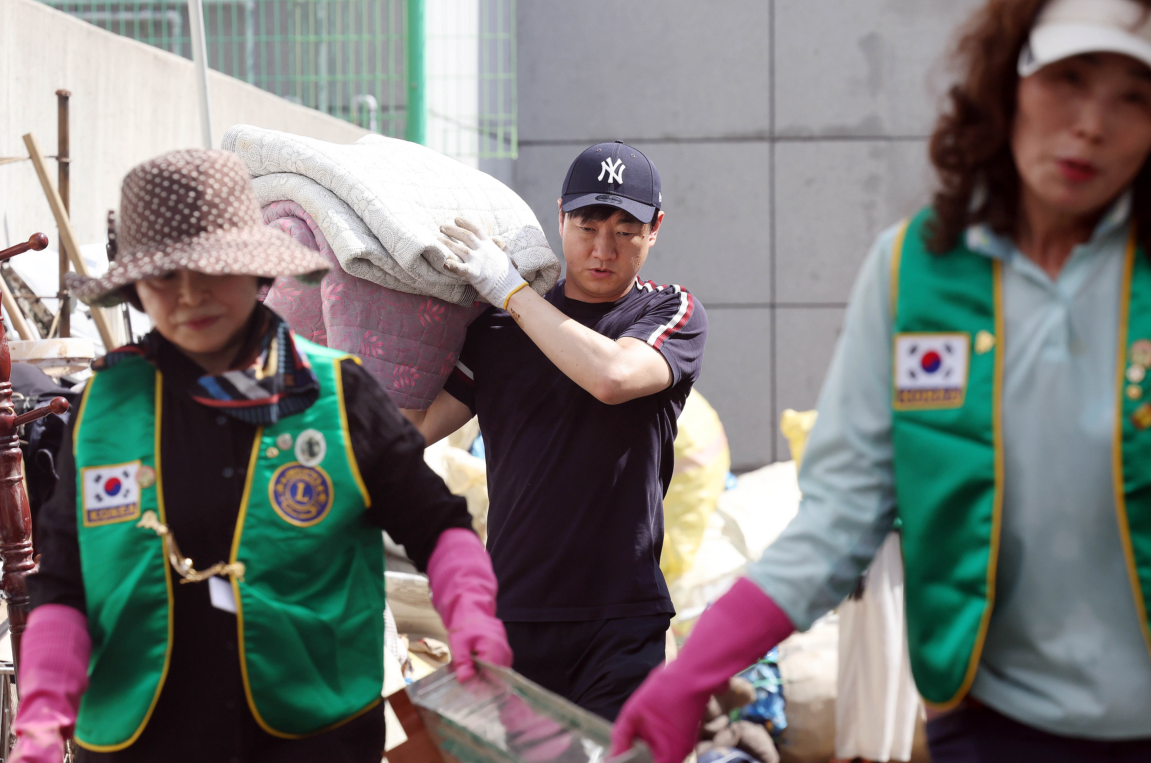 광주 북구 이재민을 돕는 사람들