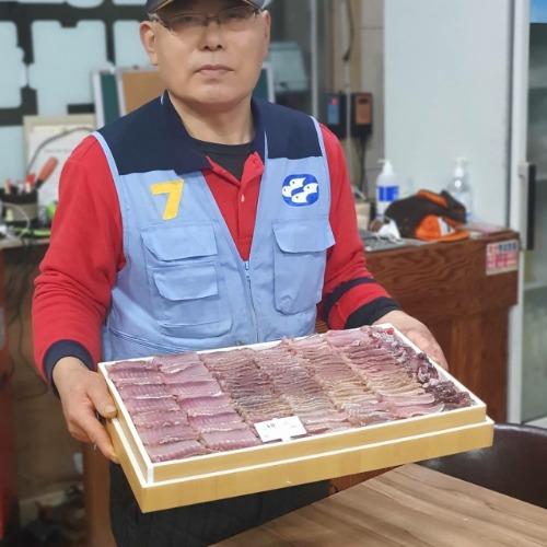 신안 흑산사랑수산 7번중매인 산지직송 흑산도홍어 1kg