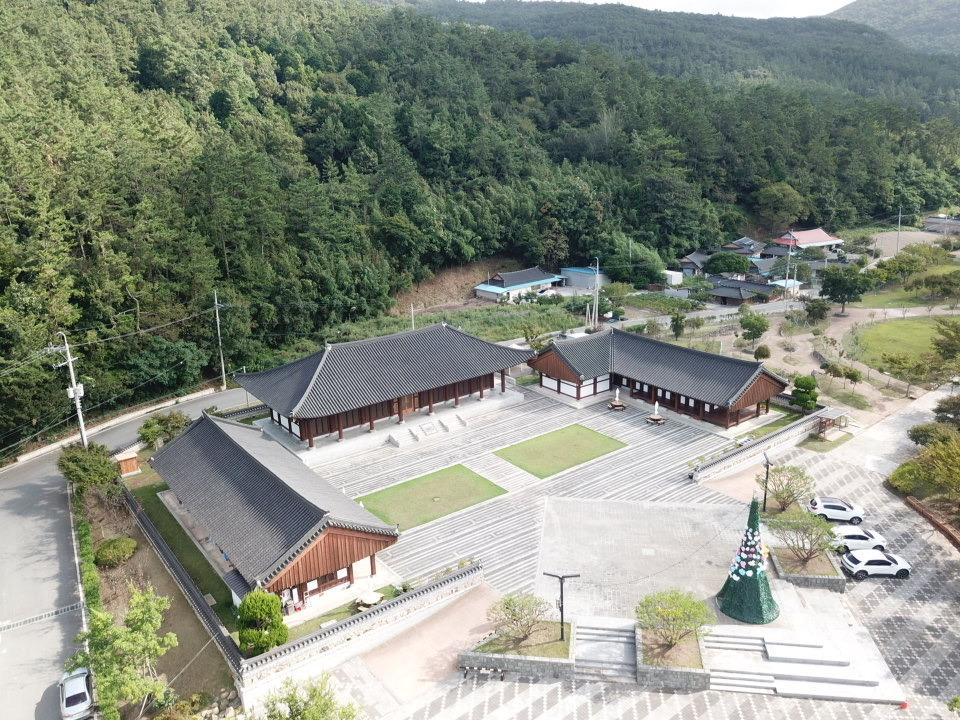 운림삼별초공원 한옥펜션