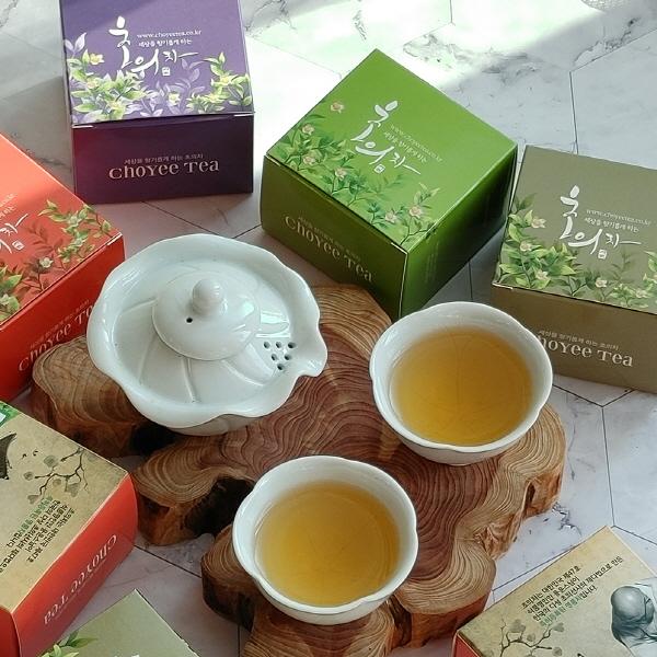 연꽃 다기 세트(다기 1개+찻잔 2개+초의차 10g+황금계 10g)