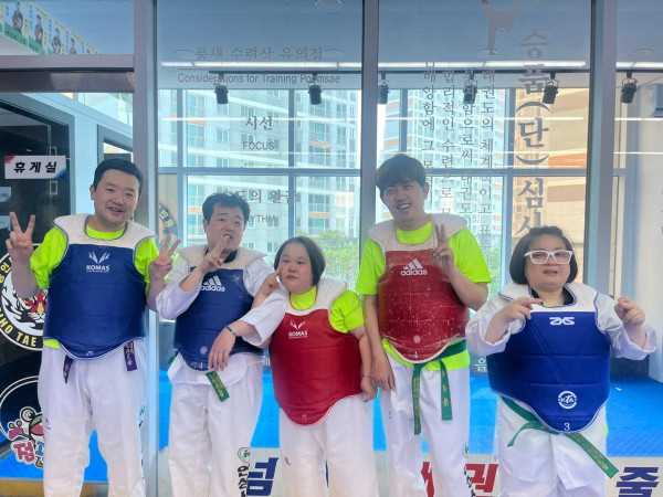 멈춰버린 251만 명의 발걸음, 발달장애인 한라산 등반 프로젝트