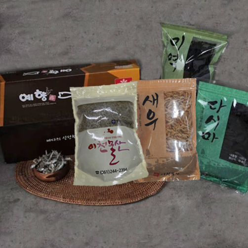 이천물산 건어물세트 700g(미역, 다시마, 새우 각 100g+자멸 400g) 이천물산 건어물세트 700g(미역, 다시마, 새우 각 100g+자멸 400g)