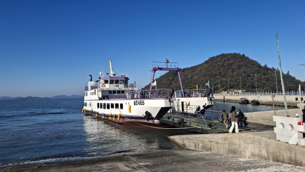 섬과 사람을 잇는 일: 신안 여객선 대체 프로젝트