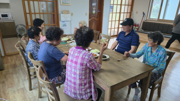충남 서천군 경로당 행복식탁 보급 프로젝트