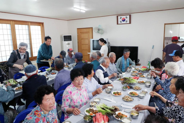 마을행복식당으로 농번기 어르신들을 지켜주세요!