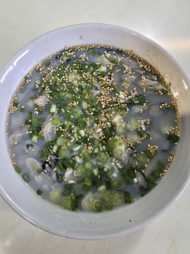 자연산 피굴 1.3kg(굴 무게 1kg 내)