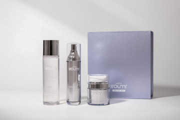 이로우미 스페셜 세트 250ml(토너 150ml, 세럼 50ml, 크림 50ml)
