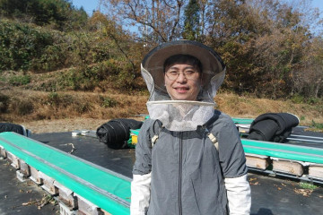 청년농부가 생산한 천연벌꿀 야생화꿀 1.2kg